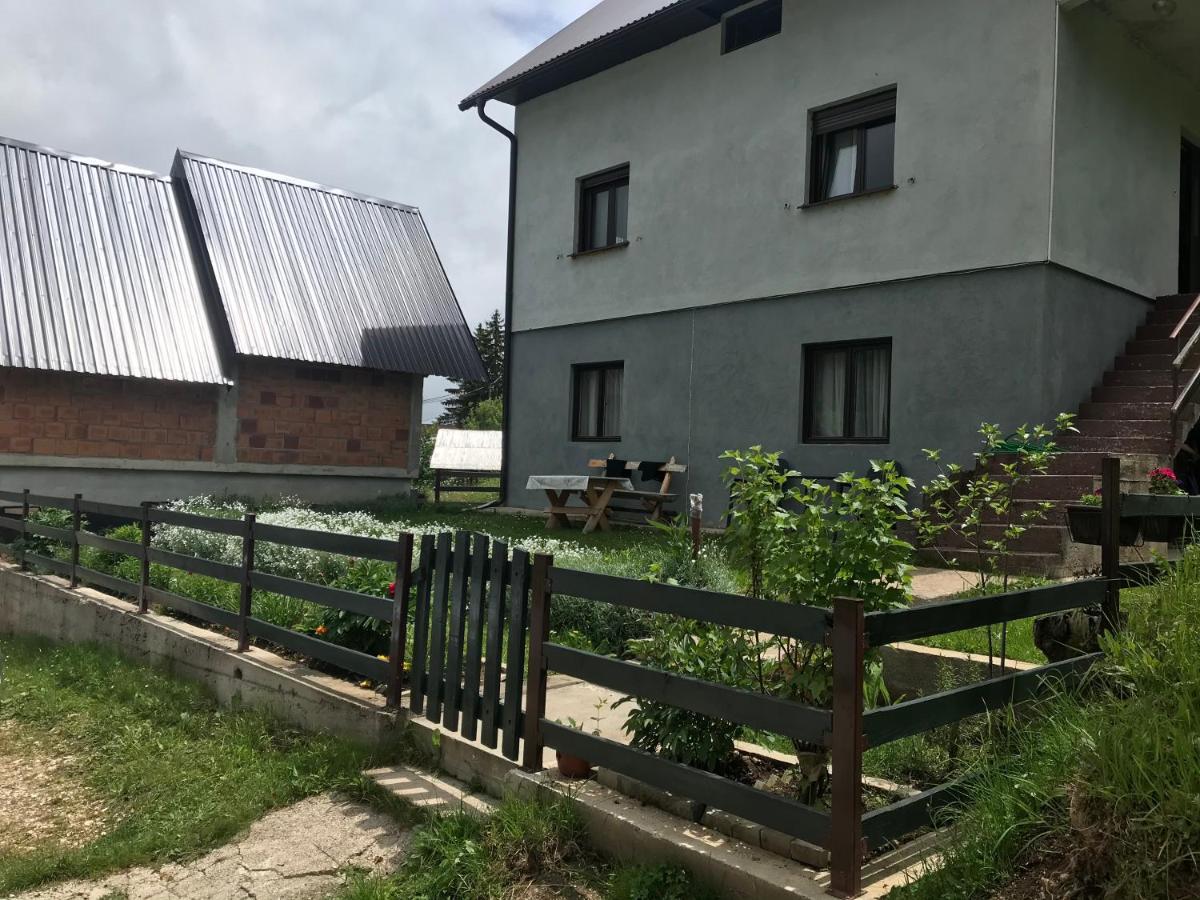Žabljak 扎比亚克安德伍德旅馆酒店 外观 照片